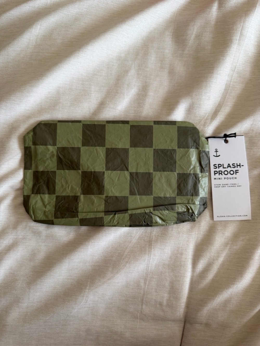 NWT ALOHA COLLECTION Green Check Mini Pouch - Picture 4 of 6